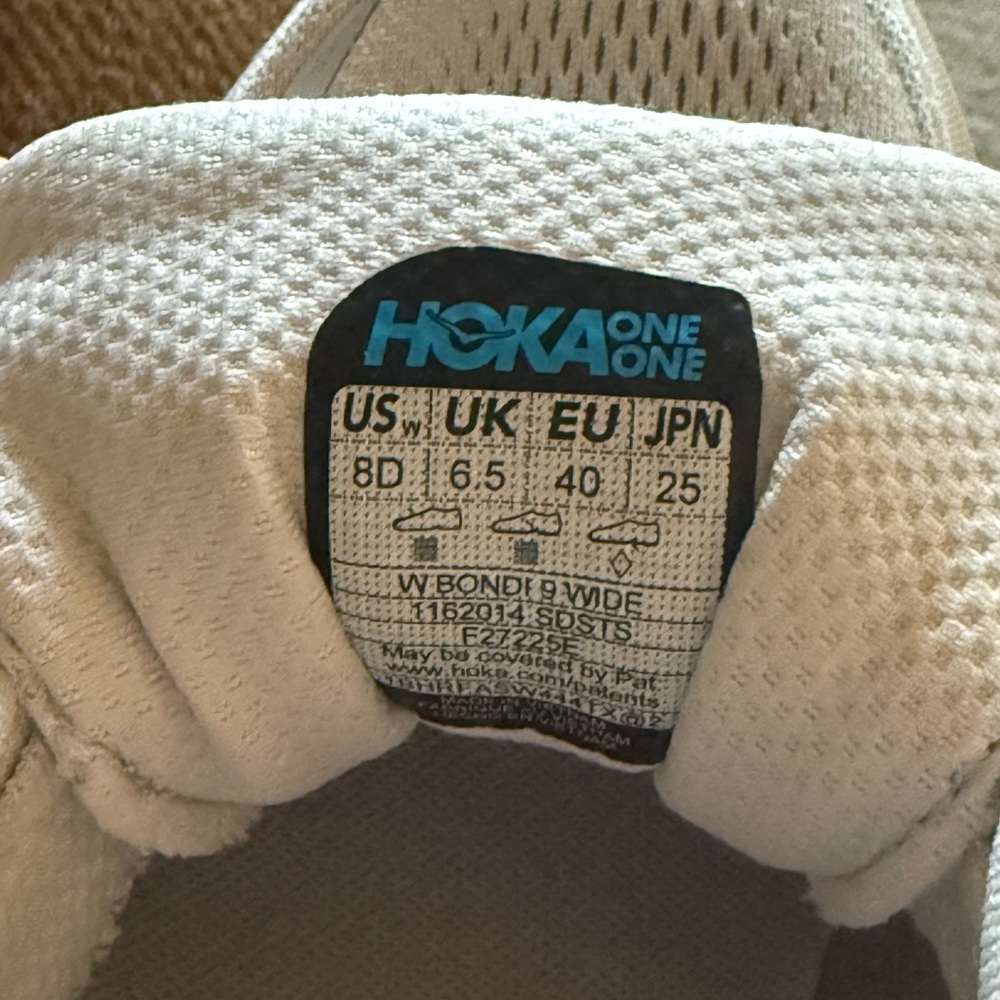 Hoka Bondi 9 Women's White Athletic Shoes - Picture 6 of 6